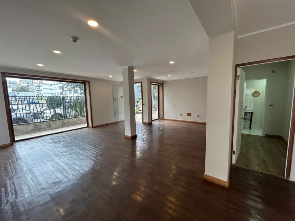 LOCAL COMERCIAL EN ARRIENDO
